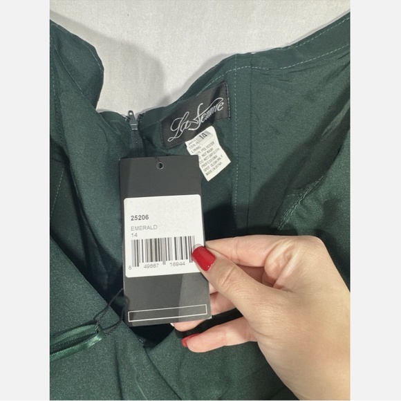 NWT‎ $365 La Femme [SZ 14 ] Surplice Off the Shoulder Column Gown Emerald green - Picture 5 of 14